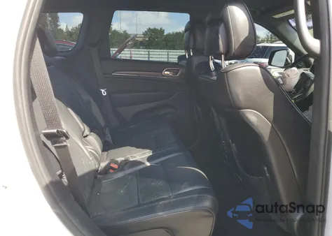 2018 Jeep Grand Cherokee Overland z USA, uszkodzony, nr VIN 1C4RJECG4JC460613